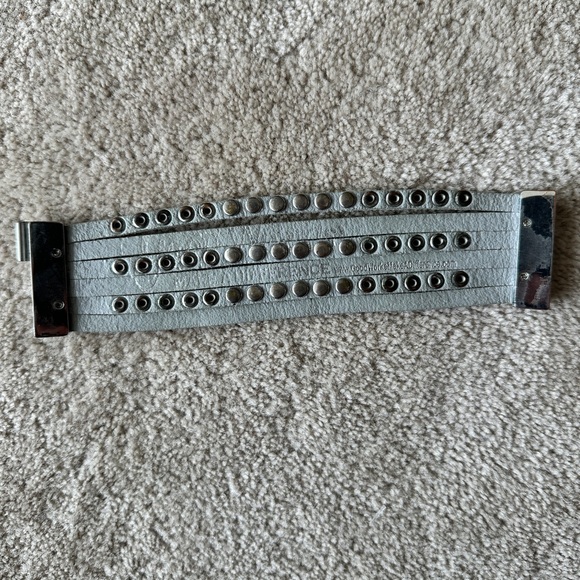 Good Works make a Difference leather bracelet - Picture 8 of 9